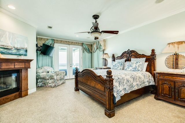 4227 Vista Boulevard, Galveston, TX 77554