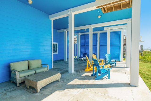 4227 Vista Boulevard, Galveston, TX 77554