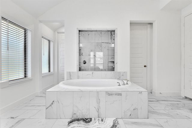 19306 Seabiscuit Stable Trail, Tomball, TX 77377