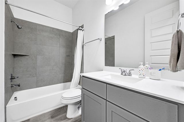 19306 Seabiscuit Stable Trail, Tomball, TX 77377