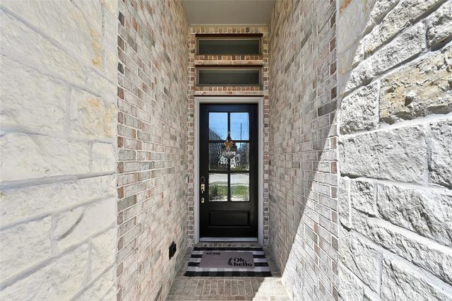 19306 Seabiscuit Stable Trail, Tomball, TX 77377