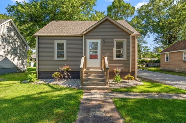 2832 W 41st Avenue, Gary, IN 46408