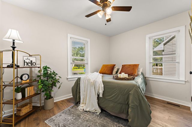 2832 W 41st Avenue, Gary, IN 46408