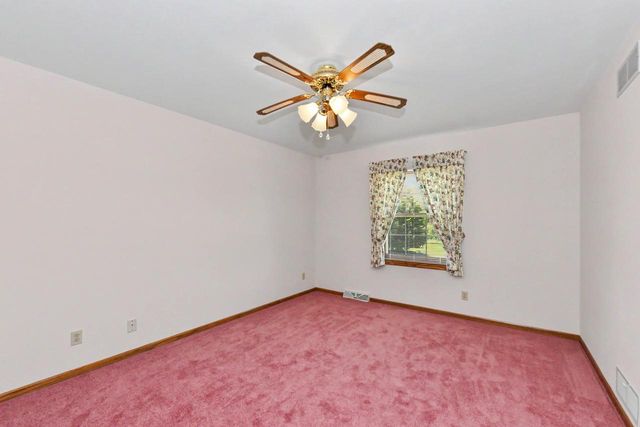 2920 Wildrose WAY, Racine, WI 53402