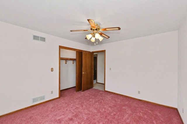 2920 Wildrose WAY, Racine, WI 53402