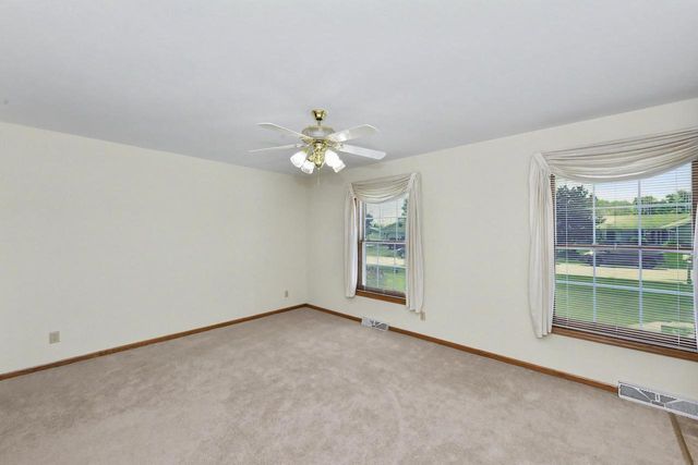 2920 Wildrose WAY, Racine, WI 53402