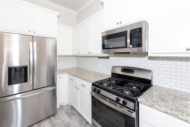 5923 NE Yorktown Ct, Elgin, OK 73538