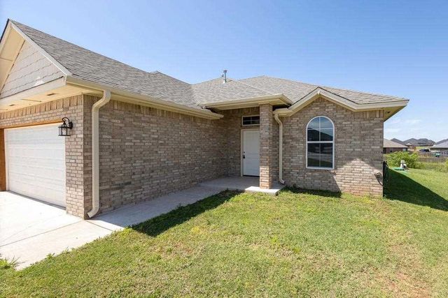 5923 NE Yorktown Ct, Elgin, OK 73538