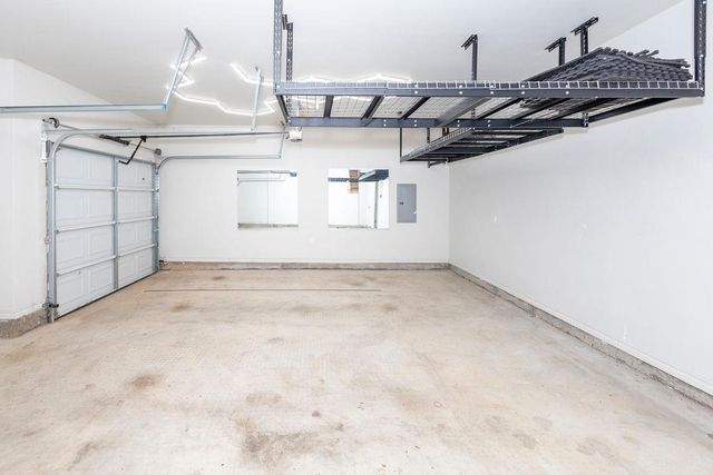 5923 NE Yorktown Ct, Elgin, OK 73538