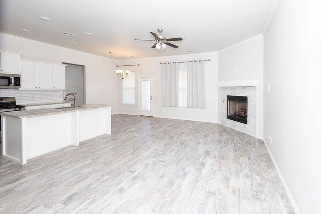 5923 NE Yorktown Ct, Elgin, OK 73538