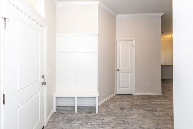 5923 NE Yorktown Ct, Elgin, OK 73538