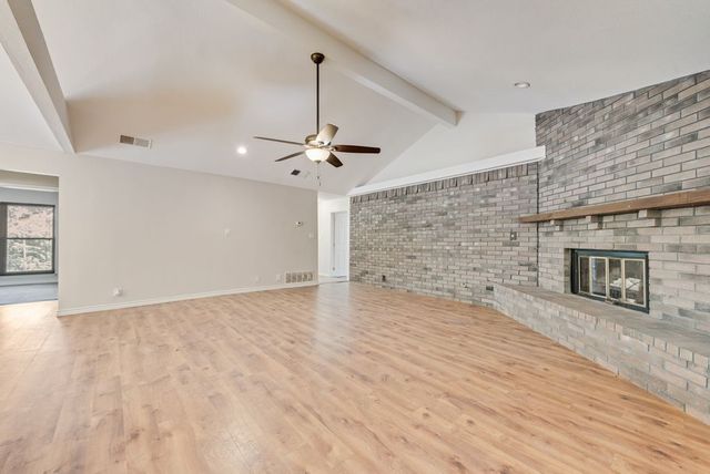 5700 N Ann Lane N, Fort Worth, TX 76140