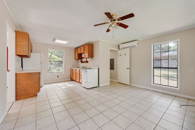 5700 N Ann Lane N, Fort Worth, TX 76140
