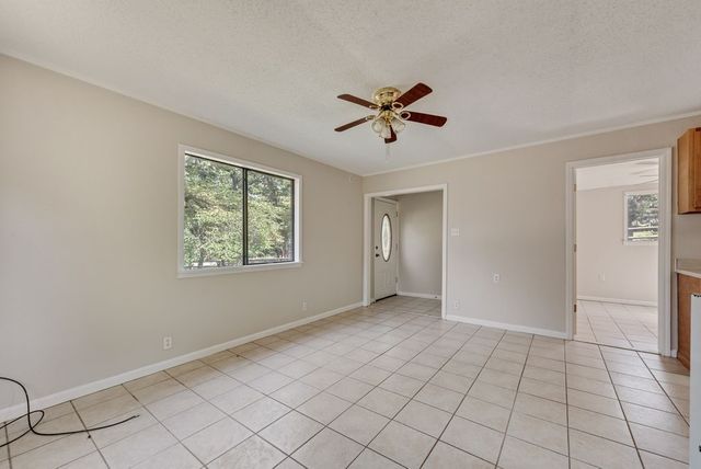 5700 N Ann Lane N, Fort Worth, TX 76140