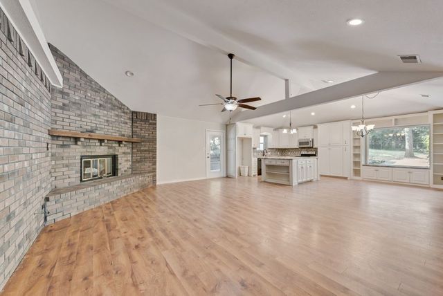 5700 N Ann Lane N, Fort Worth, TX 76140
