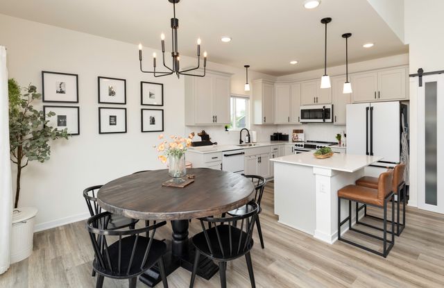 65 NW Rolling Circle, Waukee, IA 50263