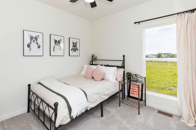 65 NW Rolling Circle, Waukee, IA 50263
