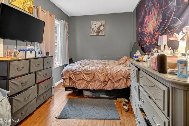 1216 5th Avenue, Troy, NY 12180