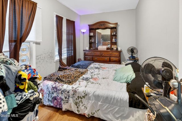 1216 5th Avenue, Troy, NY 12180