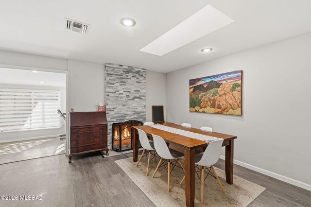 9148 E Bellevue Street, Tucson, AZ 85715