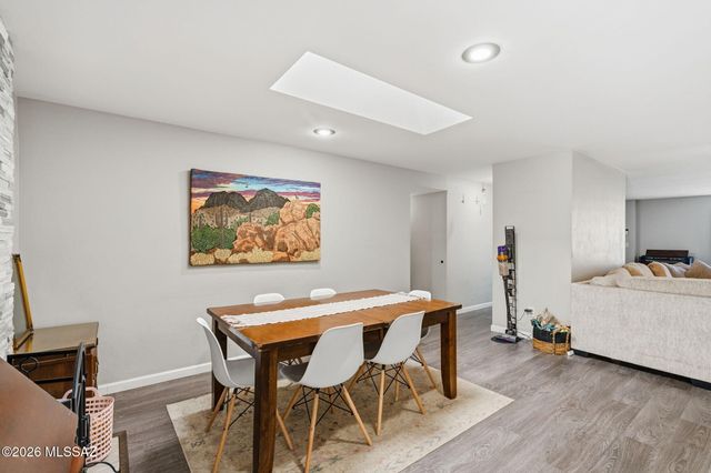 9148 E Bellevue Street, Tucson, AZ 85715