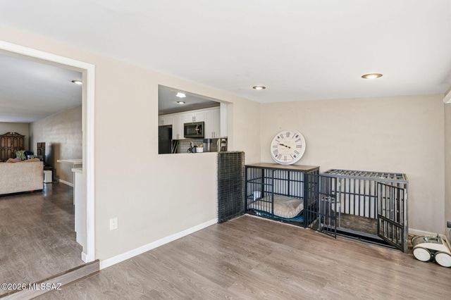 9148 E Bellevue Street, Tucson, AZ 85715