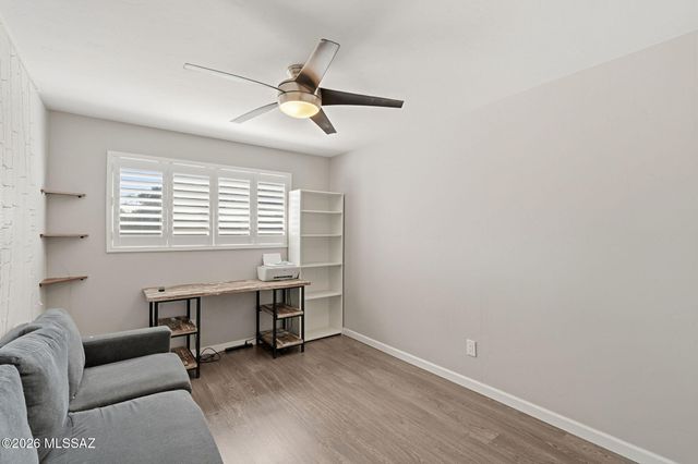 9148 E Bellevue Street, Tucson, AZ 85715