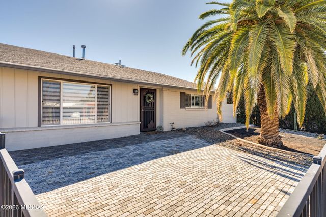 9148 E Bellevue Street, Tucson, AZ 85715