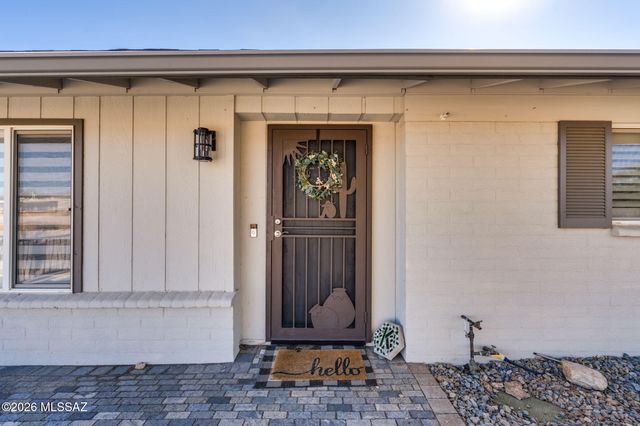 9148 E Bellevue Street, Tucson, AZ 85715