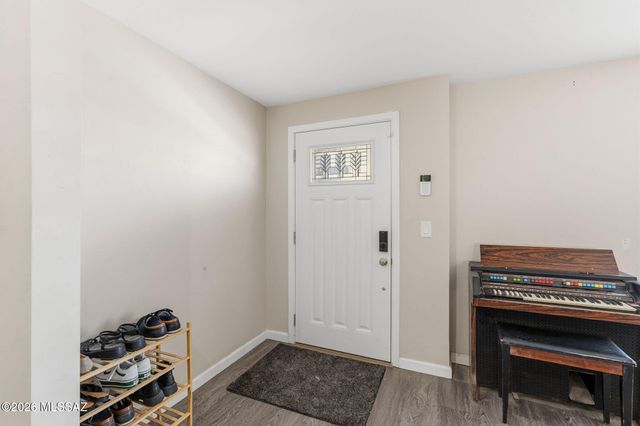 9148 E Bellevue Street, Tucson, AZ 85715