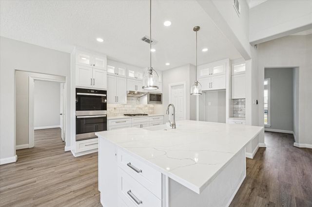 5437 Edgewater Court, Willis, TX 77318