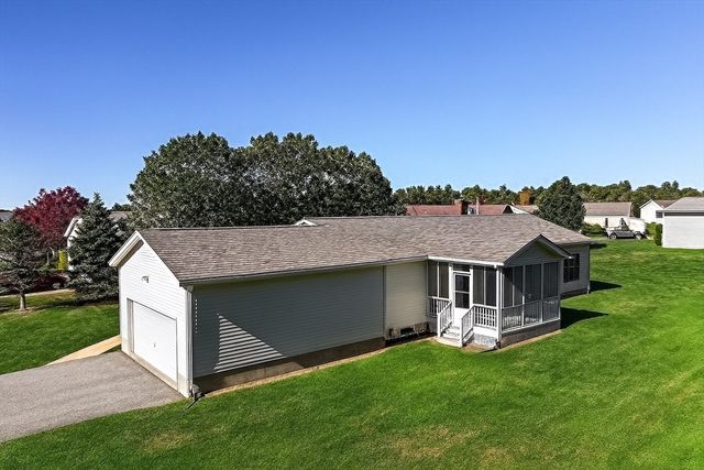 806 Waverly Street, Middleboro, MA 02346