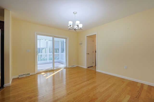 806 Waverly Street, Middleboro, MA 02346