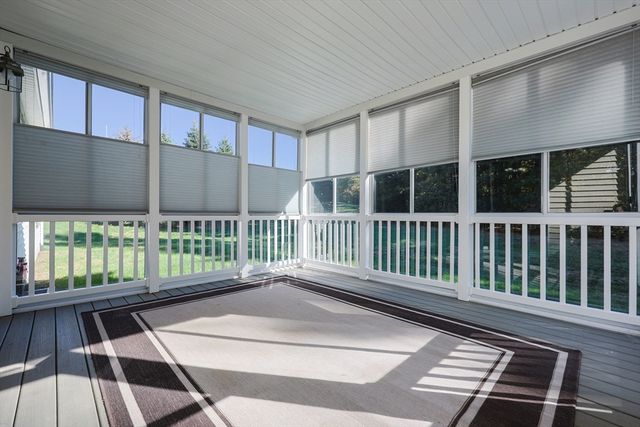 806 Waverly Street, Middleboro, MA 02346