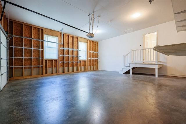 806 Waverly Street, Middleboro, MA 02346