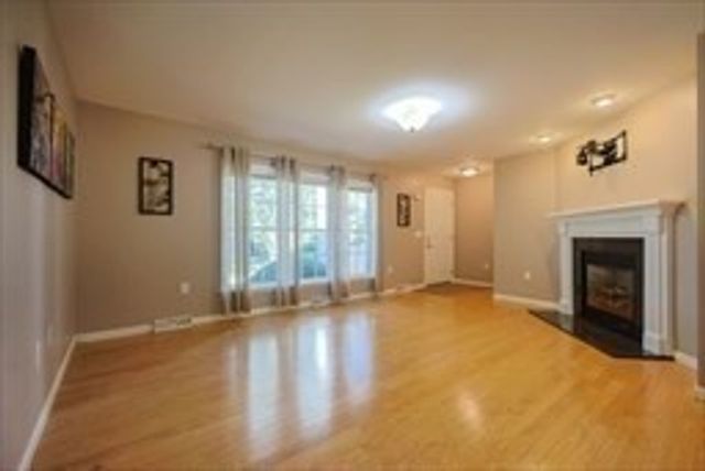 806 Waverly Street, Middleboro, MA 02346