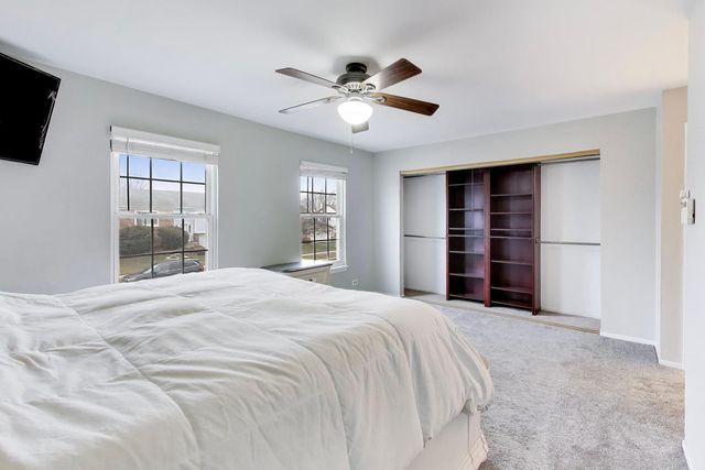 1239 Spring Valley Drive, Carol Stream, IL 60188