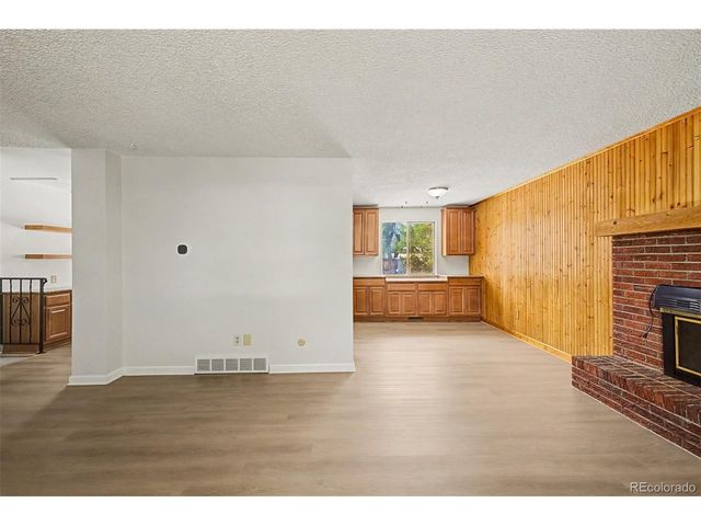 1509 S Vivian St, Longmont, CO 80501