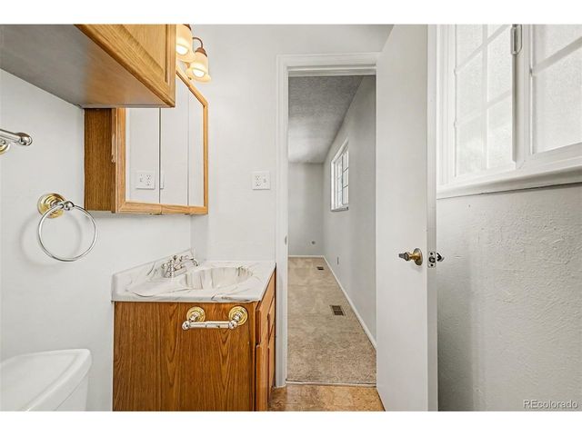 1509 S Vivian St, Longmont, CO 80501
