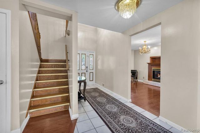 7511 Orchard Avenue, Dearborn, MI 48126