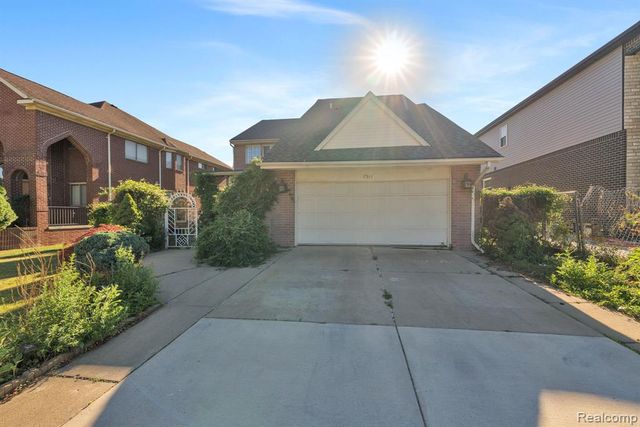 7511 Orchard Avenue, Dearborn, MI 48126