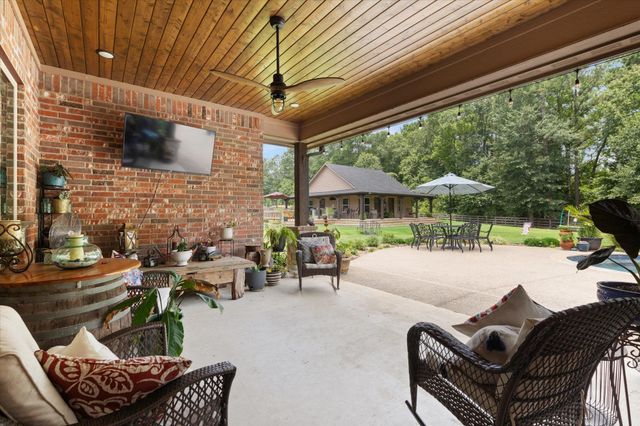 172 Heather Ln., Diana, TX 75640