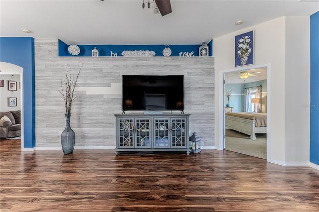 18735 ROLLING HILLS LOOP, Hudson, FL 34667