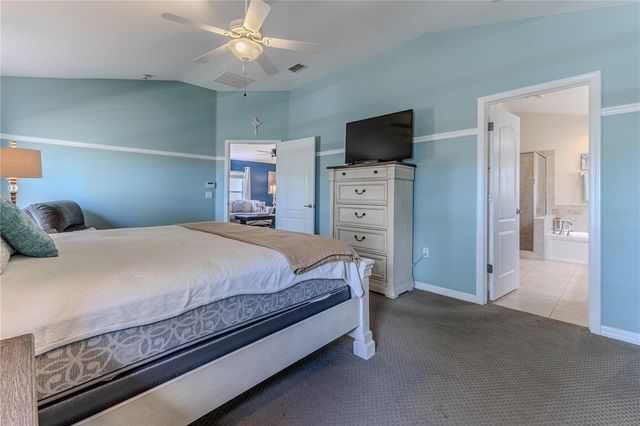 18735 ROLLING HILLS LOOP, Hudson, FL 34667
