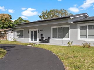 4901 Grant St, Hollywood, FL 33021