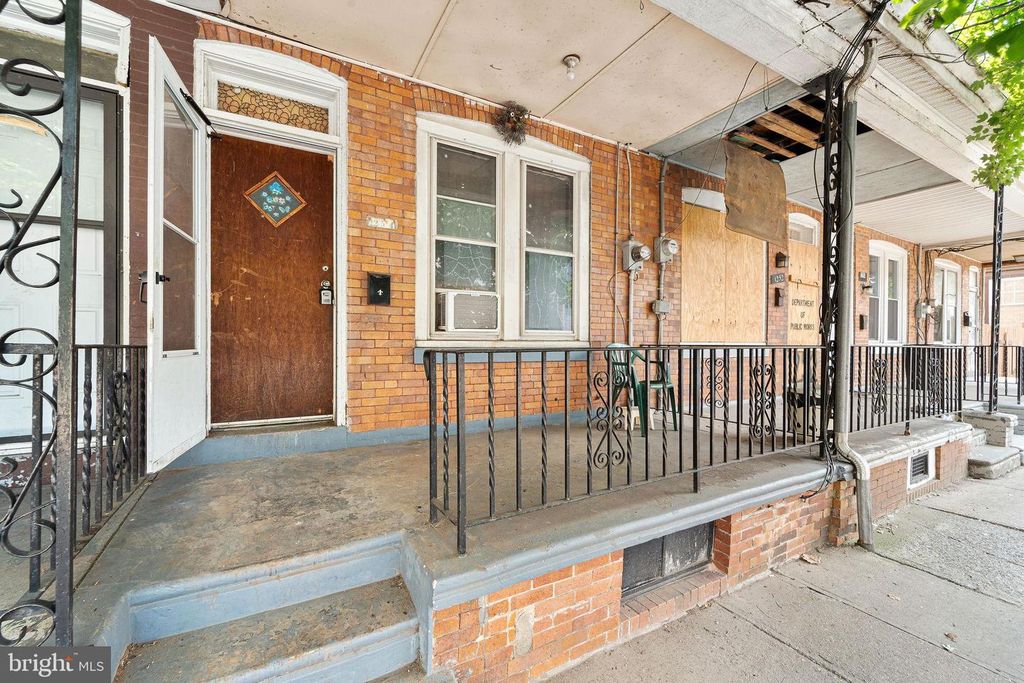 1254 JACKSON ST, Camden, NJ 08104