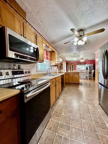 237 Magnolia Avenue, Somerset, KY 42503