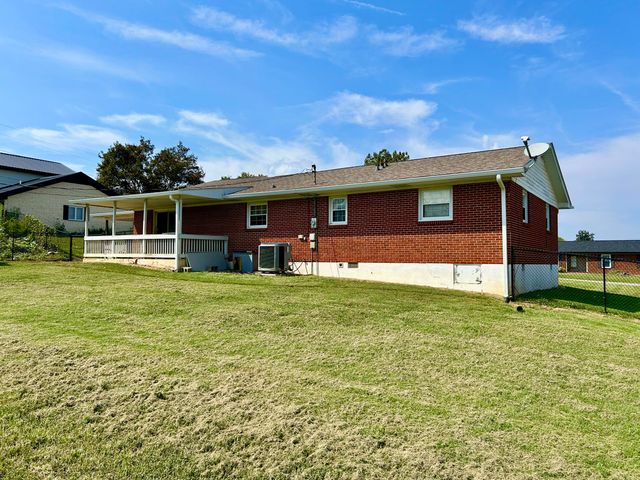 237 Magnolia Avenue, Somerset, KY 42503