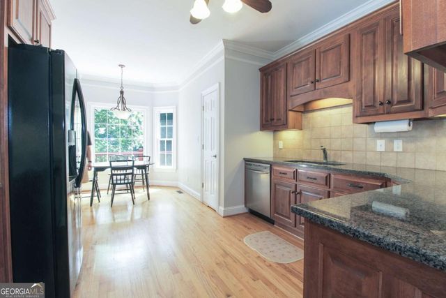 1031 Spring Lake Drive, Bishop, GA 30621