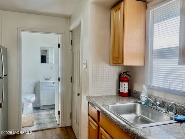 1401 9th Avenue 3, Neptune Township, NJ 07753